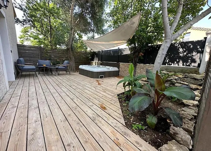 Maison A Deux Pas Des Plages Avec Jardin, Terrasses Et Spa. メーズ